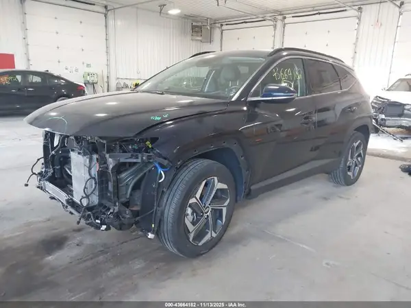 KM8JECA10NU026298 2022 HYUNDAI TUCSON - Image 2