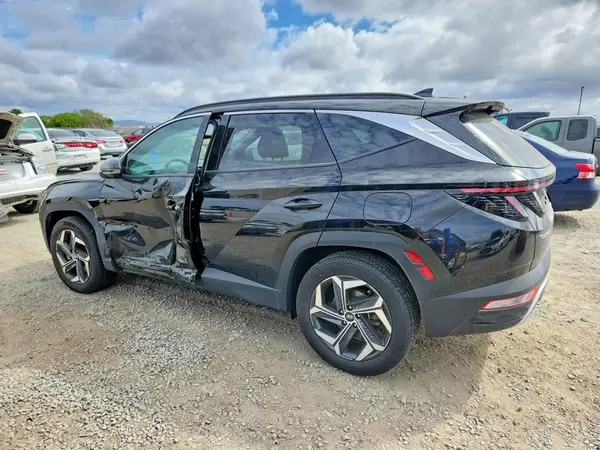 KM8JECA10PU116828 2023 HYUNDAI TUCSON - Image 2