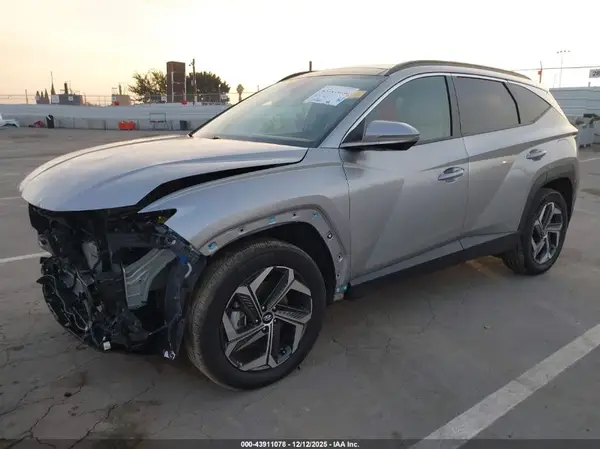 KM8JECA12PU106494 2023 HYUNDAI TUCSON - Image 2