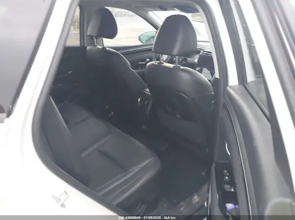 KM8JECA13NU051647 2022 HYUNDAI TUCSON - Image 8