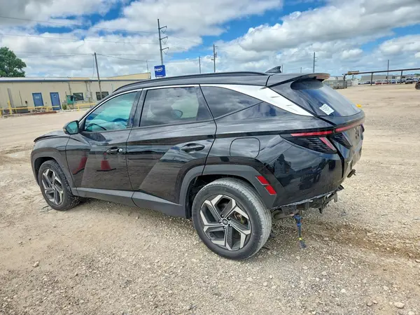 KM8JECA13NU069646 2022 HYUNDAI TUCSON - Image 2