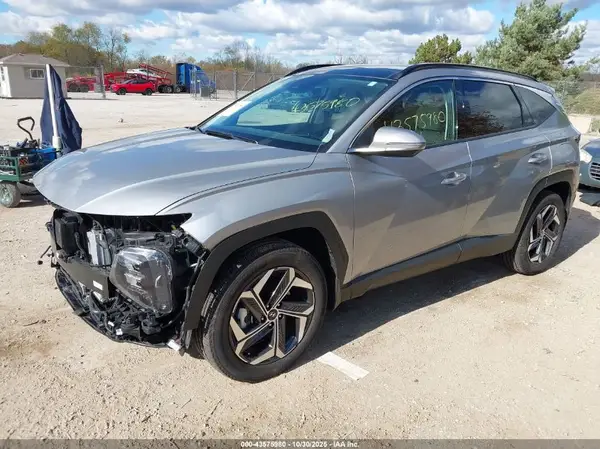 KM8JECA13PU122896 2023 HYUNDAI TUCSON - Image 2