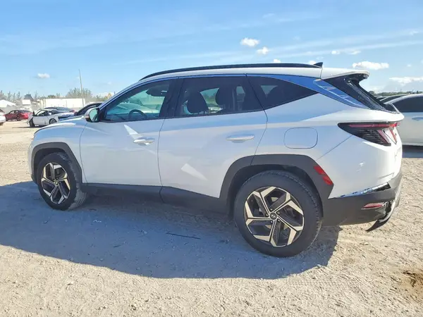 KM8JECA14NU046747 2022 HYUNDAI TUCSON - Image 2
