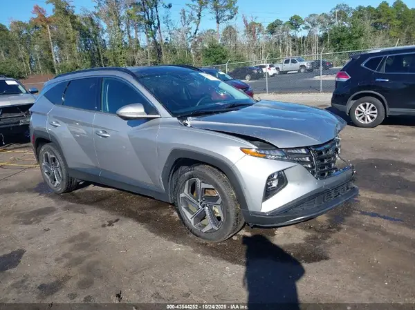 KM8JECA16NU031649 2022 HYUNDAI TUCSON - Image 1