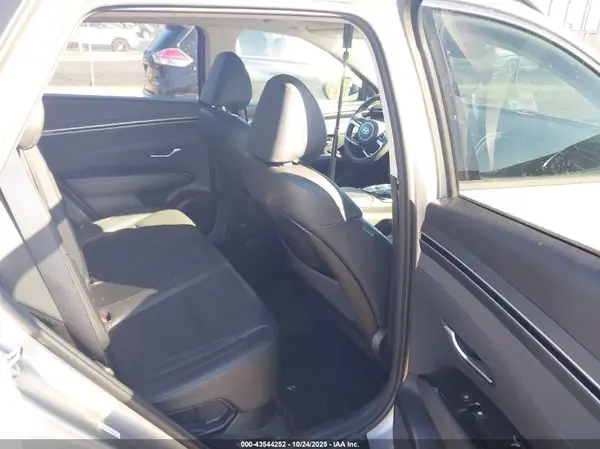 KM8JECA16NU031649 2022 HYUNDAI TUCSON - Image 8