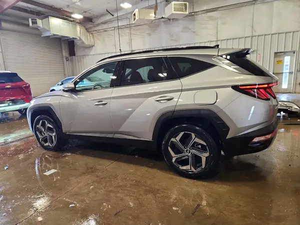 KM8JECA16NU073643 2022 HYUNDAI TUCSON - Image 2