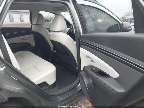 KM8JECA17NU034933 2022 HYUNDAI TUCSON - Image 8