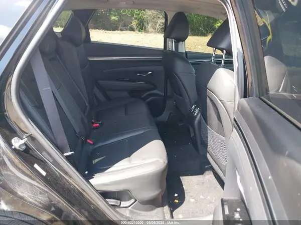 KM8JECA19NU062930 2022 HYUNDAI TUCSON - Image 8