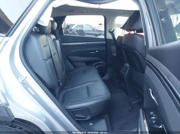 KM8JECAE4NU061106 2022 HYUNDAI TUCSON - Image 8
