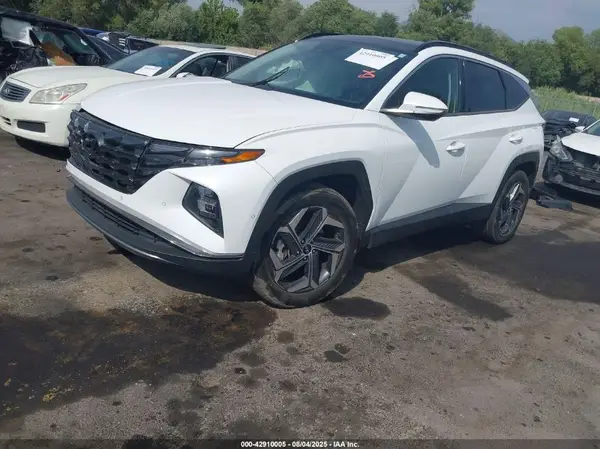 KM8JECAE8NU054014 2022 HYUNDAI TUCSON - Image 2