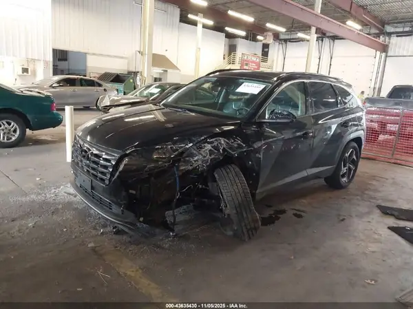 KM8JECAEXNU056508 2022 HYUNDAI TUCSON - Image 2