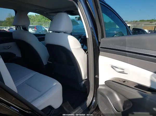KM8JECD12RU240341 2024 HYUNDAI TUCSON - Image 8