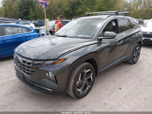KM8JECD15RU232444 2024 HYUNDAI TUCSON - Image 2