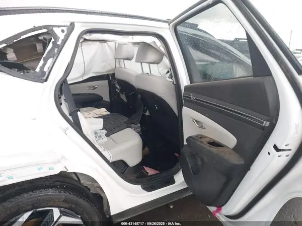 KM8JECD15RU238504 2024 HYUNDAI TUCSON - Image 8