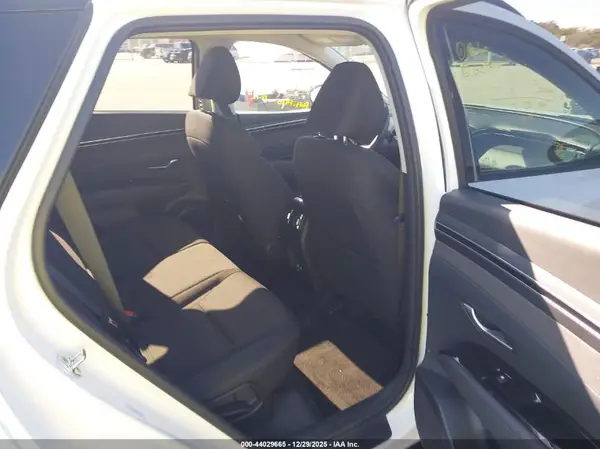 KM8JF3AE2NU157815 2022 HYUNDAI TUCSON - Image 8