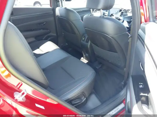 KM8JF3AE3NU102841 2022 HYUNDAI TUCSON - Image 8