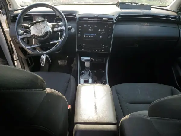 KM8JF3AE8NU104858 2022 HYUNDAI TUCSON - Image 8