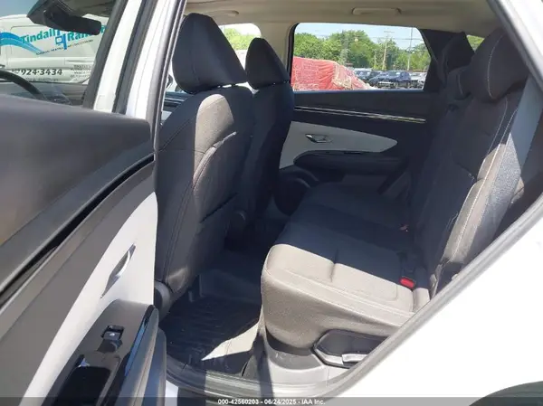 KM8JFCA10NU043096 2022 HYUNDAI TUCSON - Image 8