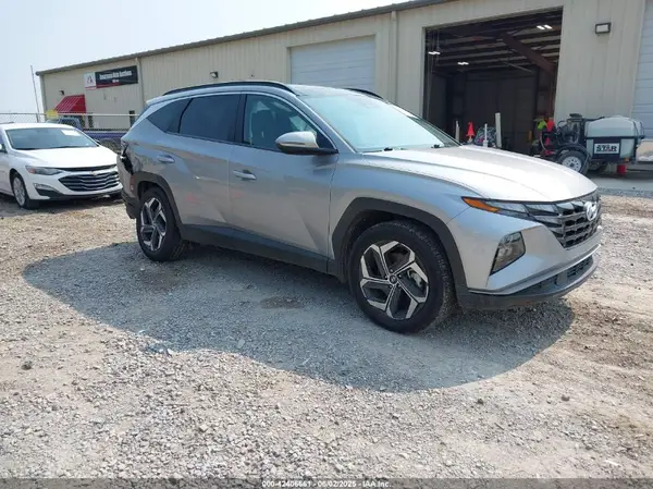 KM8JFCA11NU036853 2022 HYUNDAI TUCSON - Image 1
