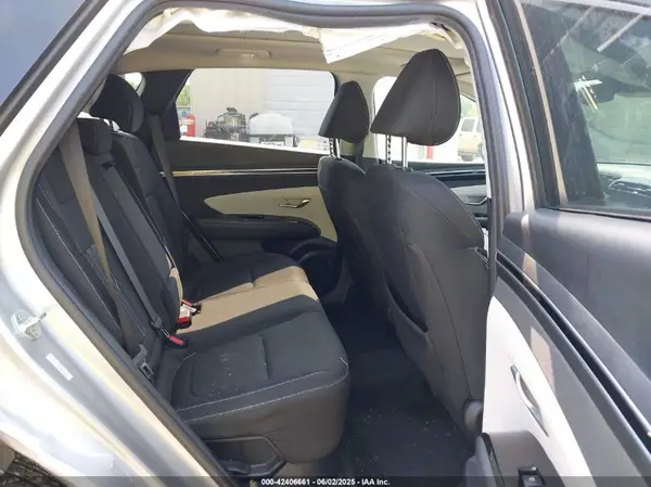 KM8JFCA11NU036853 2022 HYUNDAI TUCSON - Image 8