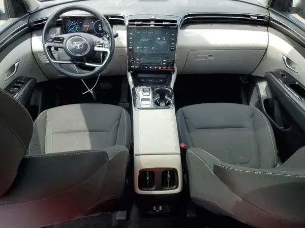 KM8JFCA11NU069027 2022 HYUNDAI TUCSON - Image 8
