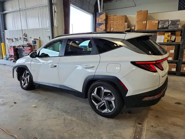 KM8JFCA12NU011881 2022 HYUNDAI TUCSON - Image 2