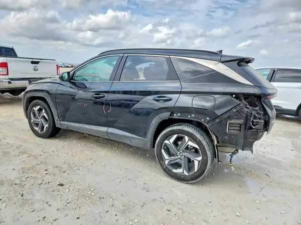 KM8JFCA12NU013033 2022 HYUNDAI TUCSON - Image 2