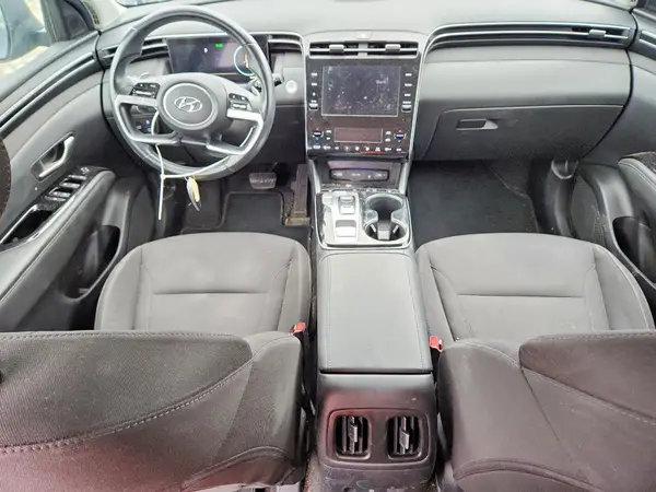 KM8JFCA12NU024792 2022 HYUNDAI TUCSON - Image 8