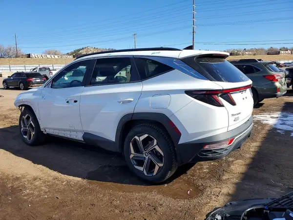 KM8JFCA12NU045321 2022 HYUNDAI TUCSON - Image 2