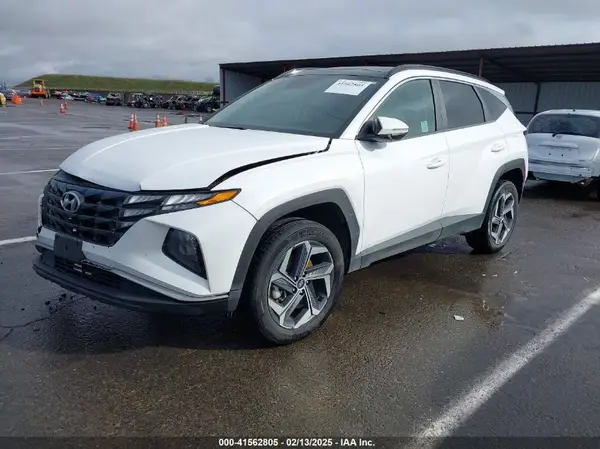 KM8JFCA13NU024123 2022 HYUNDAI TUCSON - Image 2