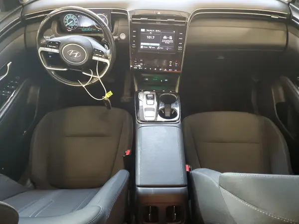 KM8JFCA13NU024512 2022 HYUNDAI TUCSON - Image 8