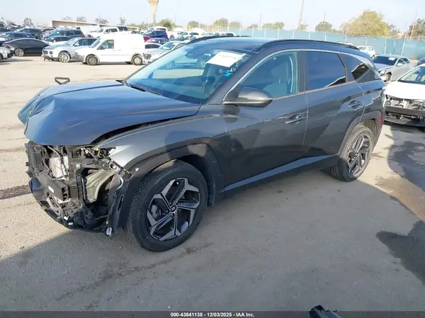 KM8JFCA13NU024588 2022 HYUNDAI TUCSON - Image 2