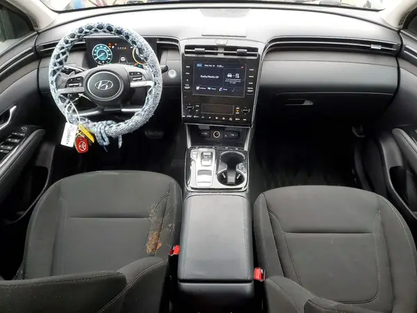 KM8JFCA13NU037891 2022 HYUNDAI TUCSON - Image 8