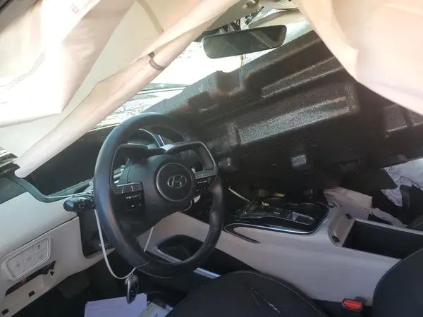 KM8JFCA13NU053461 2022 HYUNDAI TUCSON - Image 8