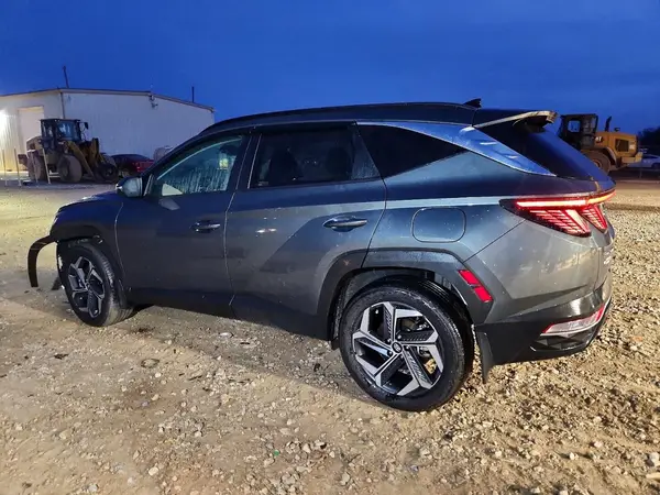 KM8JFCA13NU067649 2022 HYUNDAI TUCSON - Image 2