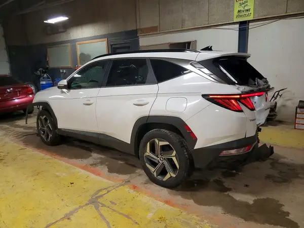 KM8JFCA14NU012997 2022 HYUNDAI TUCSON - Image 2