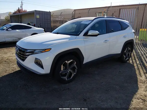 KM8JFCA14NU017231 2022 HYUNDAI TUCSON - Image 2