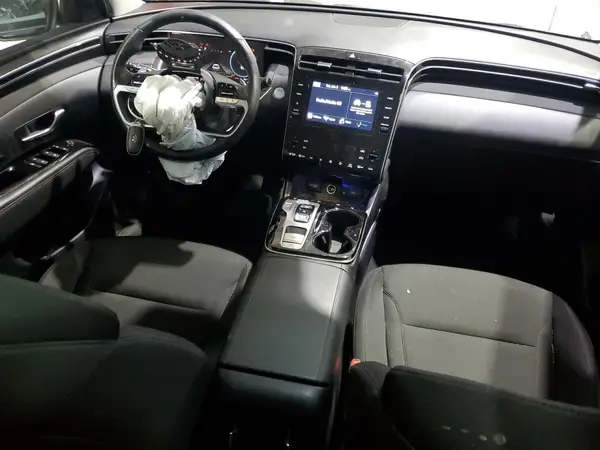 KM8JFCA14NU080572 2022 HYUNDAI TUCSON - Image 8
