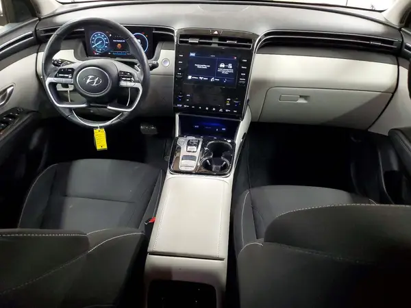 KM8JFCA15NU060251 2022 HYUNDAI TUCSON - Image 8