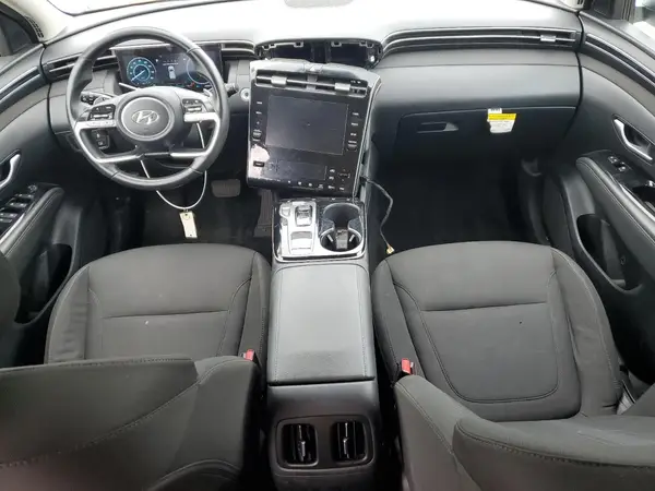 KM8JFCA15NU077485 2022 HYUNDAI TUCSON - Image 8