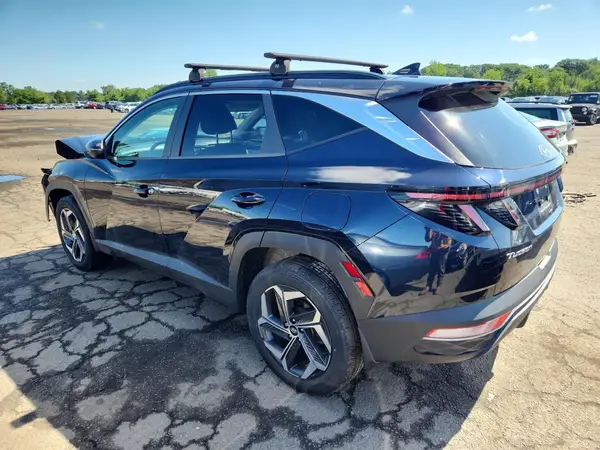 KM8JFCA16NU046651 2022 HYUNDAI TUCSON - Image 2