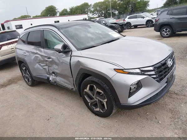 KM8JFCA16NU057827 2022 HYUNDAI TUCSON - Image 1
