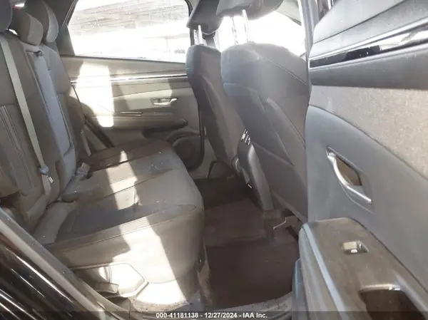 KM8JFCA16NU062106 2022 HYUNDAI TUCSON - Image 8