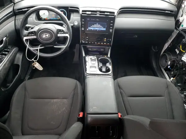 KM8JFCA16NU066981 2022 HYUNDAI TUCSON - Image 8