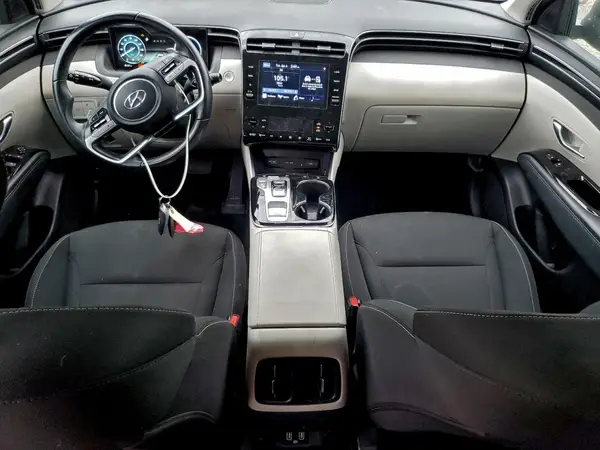 KM8JFCA16NU076636 2022 HYUNDAI TUCSON - Image 8