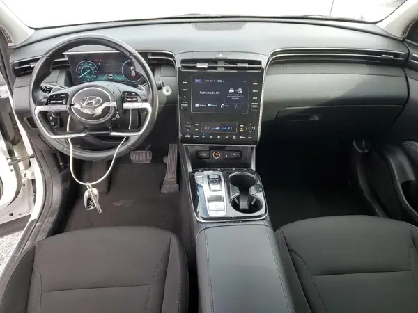 KM8JFCA17NU020091 2022 HYUNDAI TUCSON - Image 8