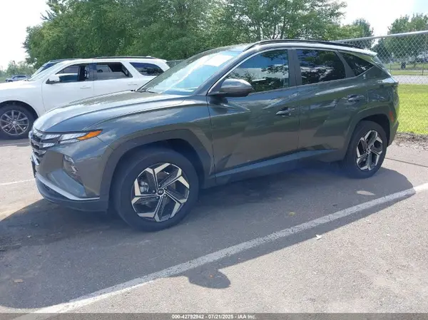 KM8JFCA17NU041328 2022 HYUNDAI TUCSON - Image 2