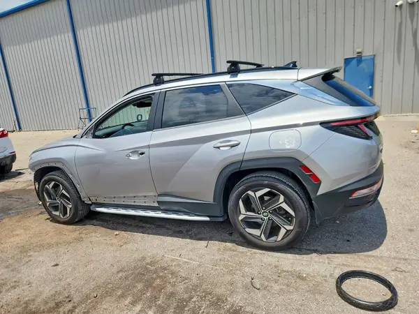 KM8JFCA17NU048635 2022 HYUNDAI TUCSON - Image 2
