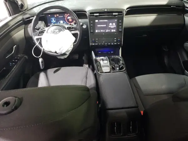 KM8JFCA17NU065693 2022 HYUNDAI TUCSON - Image 8