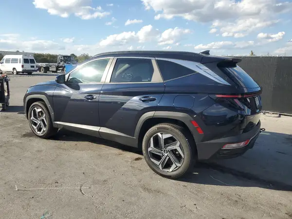 KM8JFCA18NU023386 2022 HYUNDAI TUCSON - Image 2